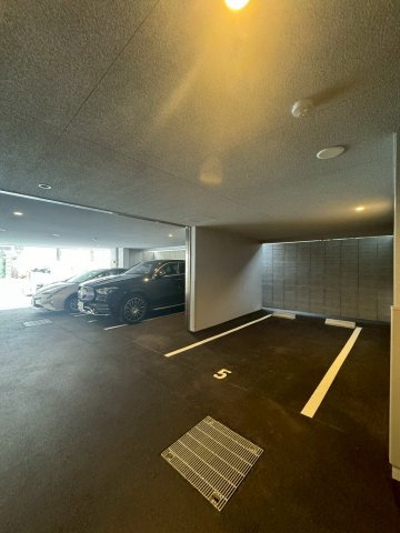 ザ・レジデンスパーク栄　名古屋市賃貸　仲介手数料無料の駐車場