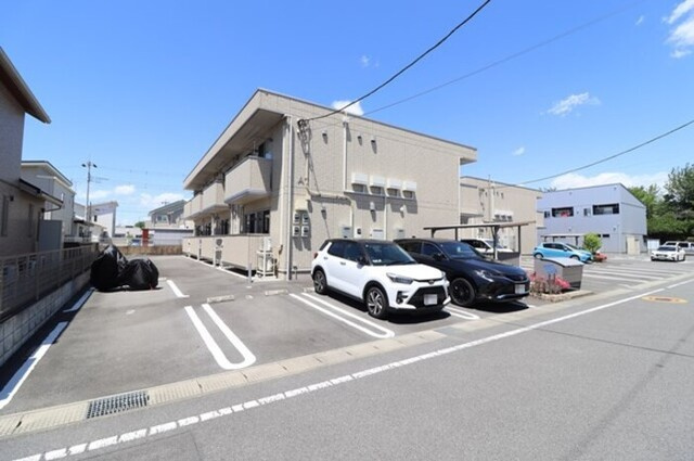 コンフォートレジデンス　Ａの駐車場|駐車場