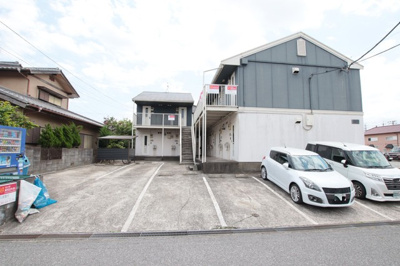 【空要確認】敷地内駐車場ございます