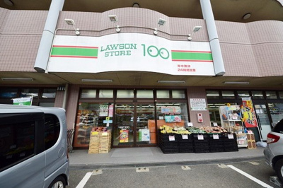 ローソンストア100善部町店 877m