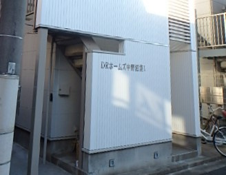 ★建物入り口★