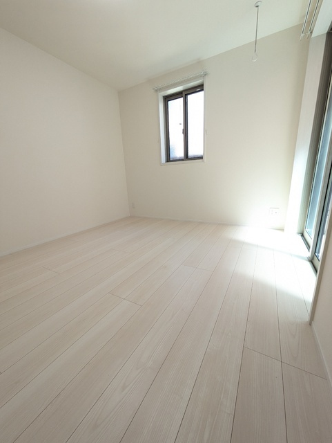 6.2帖の洋室です♪