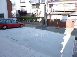 敷地内駐車場(※空き状況要確認）