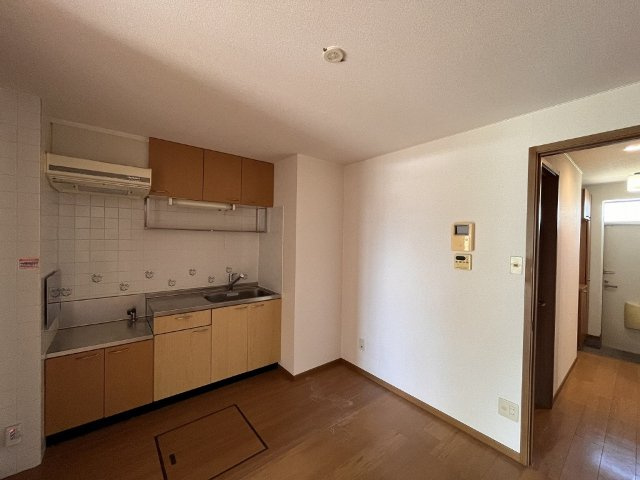 アクアリウスDの居間・リビング|※別部屋・反転した部屋の写真を掲載しております。