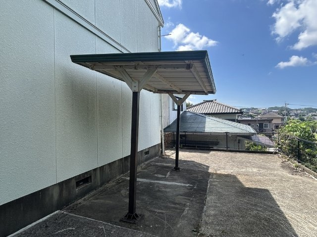 ハイツポエムの駐車場