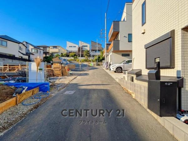 横浜市鶴見区岸谷２丁目の新築一戸建の前面道路含む現地写真|閑静な住宅街につき住環境良好です♪
お気軽にお問い合わせください。
