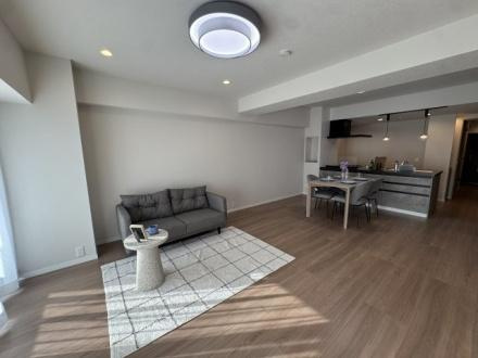 朝日プラザ香里菊ヶ丘 　 中古 マンションの居間・リビング