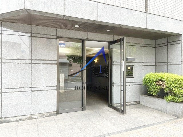 ルーブル大森参番館のエントランス|エントランスです。