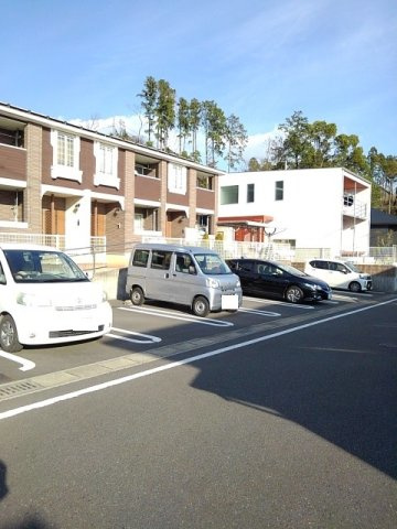サニーヒル　Ｋの駐車場