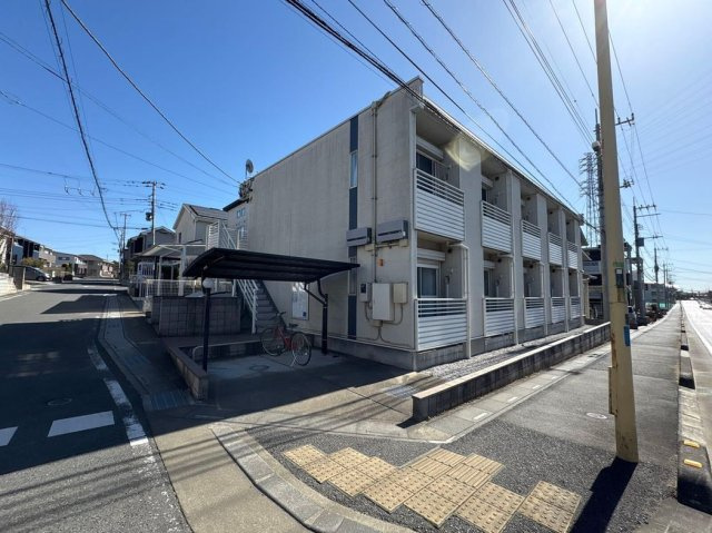 レオネクストライフ高坂の外観