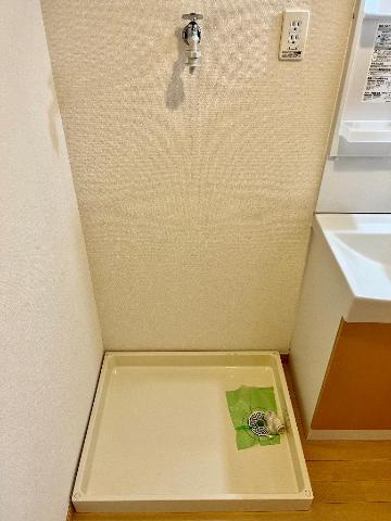 イーストヴィラ（ＥＡＳＴ　ＶＩＬＬＡ）のその他|洗濯機置場