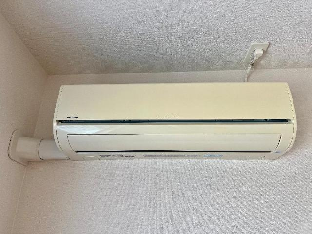 イーストヴィラ（ＥＡＳＴ　ＶＩＬＬＡ）の設備|エアコン