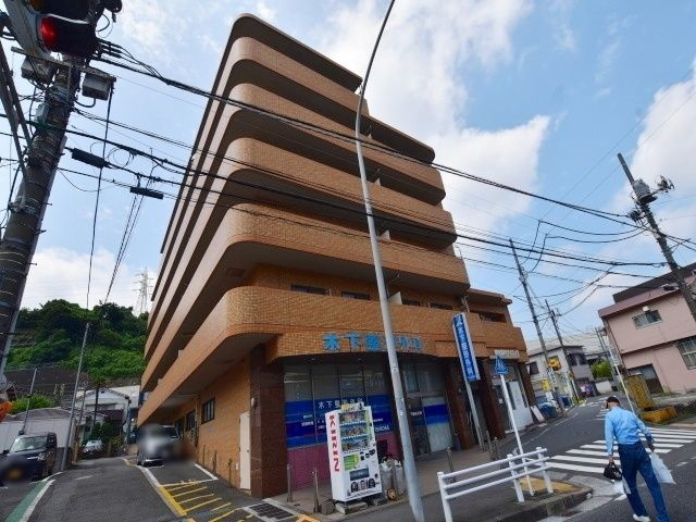 レジデンス　ヨコハマ南の外観