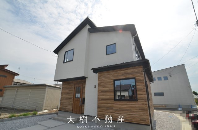 【外観】 | 座間市座間1丁目　新築戸建て　全２棟【仲介手数料無料】 | 建物完成しました！！内見可能です♪