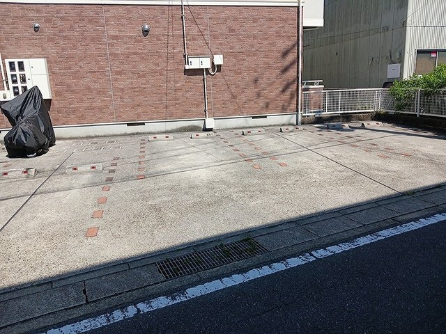 【駐車場】 | クレア　デ　メゾン