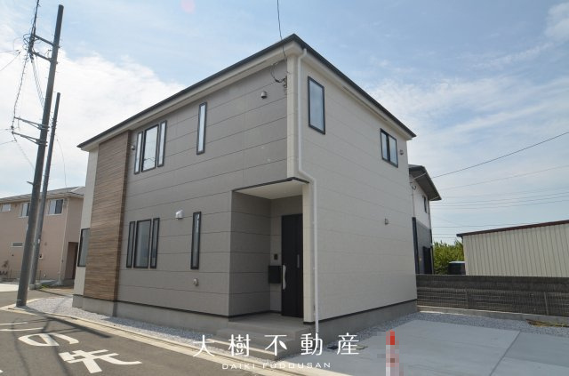 【外観】 | 座間市座間1丁目　新築戸建て　全２棟【仲介手数料無料】 | 建物完成しました！！内見可能です♪
