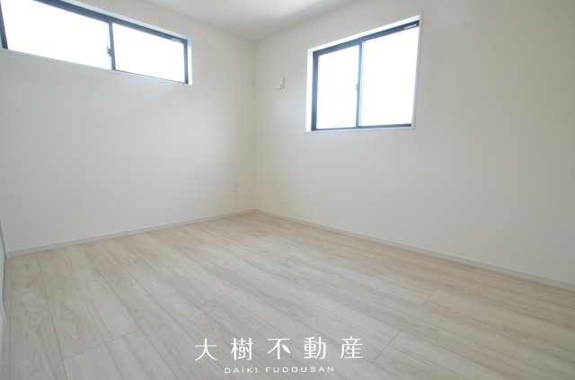 【洋室】 | 座間市座間1丁目　新築戸建て　全２棟【仲介手数料無料】 | 2階　洋室4（8.0帖）