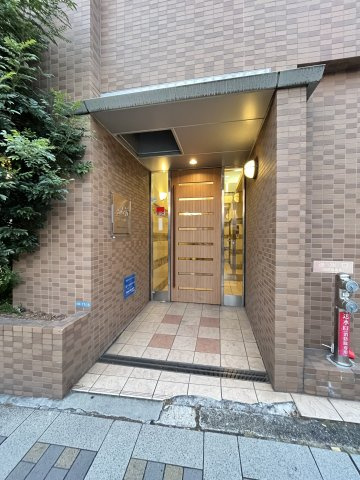 【エントランス】アーデン江坂