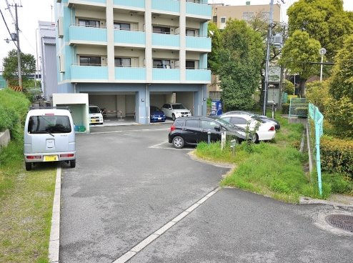 【駐車場】ビスタ江坂南