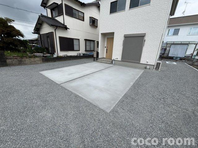 藤枝泉町貸家の駐車場