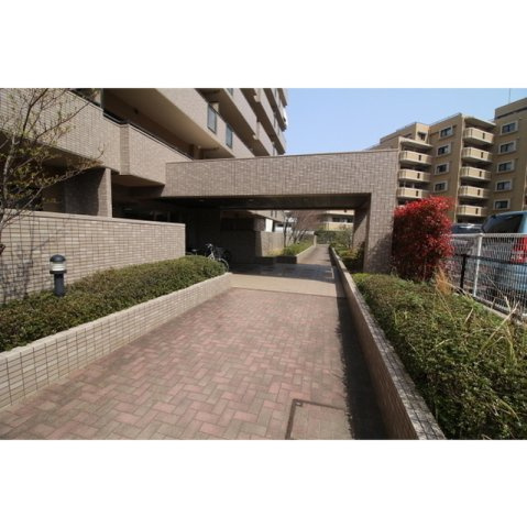 プレジール室見　小田部小学校区のエントランス|プレジール室見