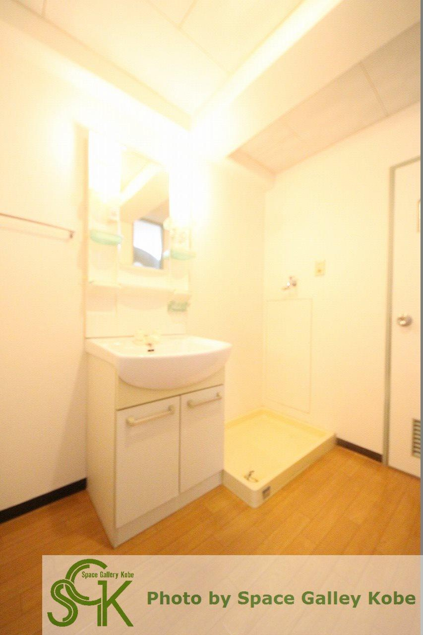メゾン日宏の洗面所|※お部屋により仕様が異なる場合があります※