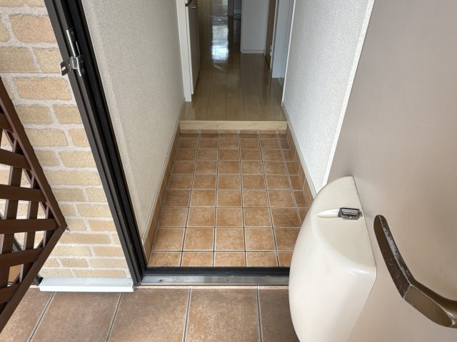 エクセラン則直Ⅳの玄関