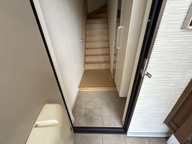 イリーデＡの玄関