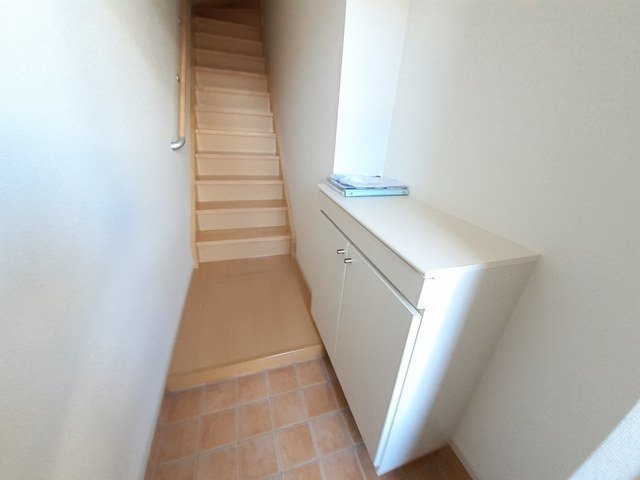 アヴニール　ラ　シャンブルの玄関