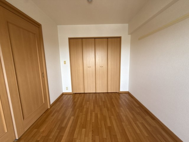 ラフォーレ広畑の寝室
