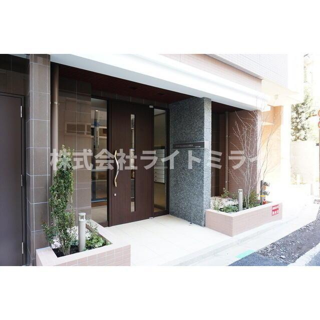 ＩＳＳＥＩ　Ｒｅｓｉｄｅｎｃｅ　神樂坂のエントランス| 