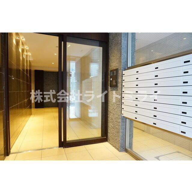 ＩＳＳＥＩ　Ｒｅｓｉｄｅｎｃｅ　神樂坂のエントランス| 