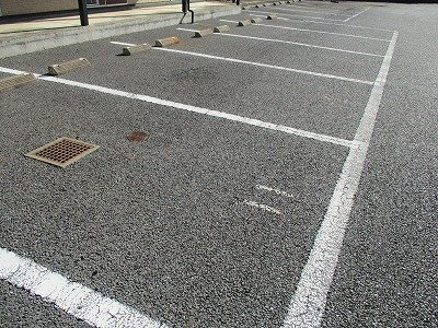 レオパレス慶の駐車場