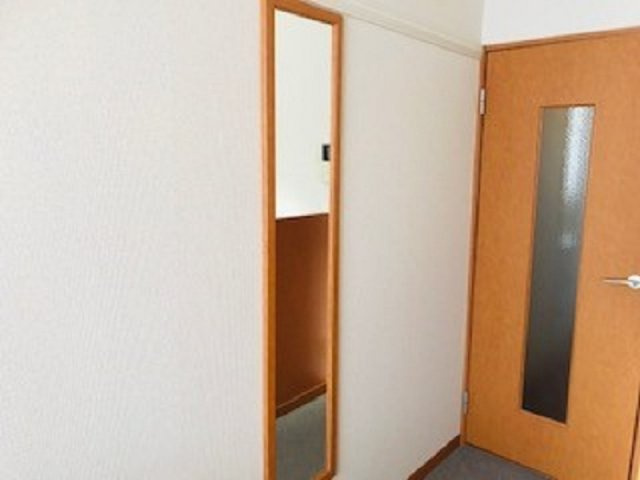 レオパレスルーチェの設備|姿見