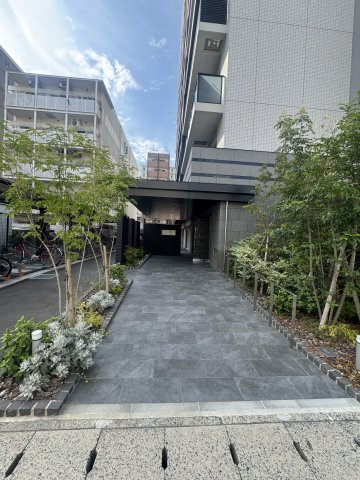 プレサンス神戸水木通ルミエスのエントランス