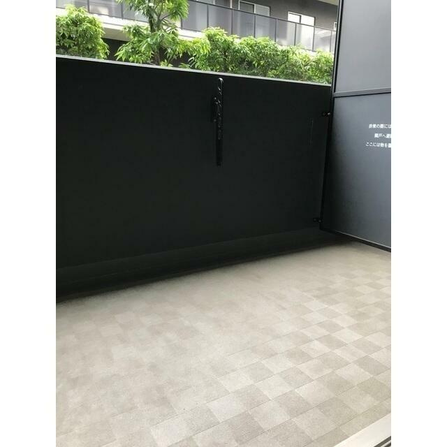 ヒューリックレジデンス新宿戸山のバルコニー