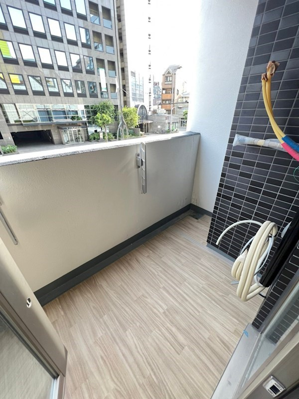 プレサンス大国町アドロッソのバルコニー