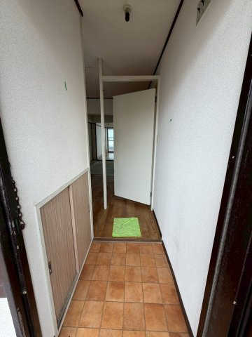 サムティ青木の玄関