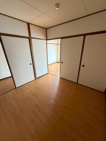 サムティ青木の寝室