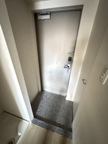 エスリード神戸WESTの玄関