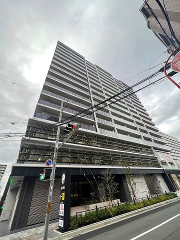 プラウド阪急塚口駅前の外観