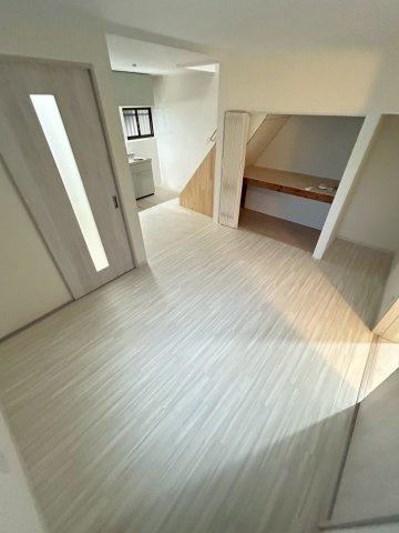 深江北町テラスハウスの居間・リビング
