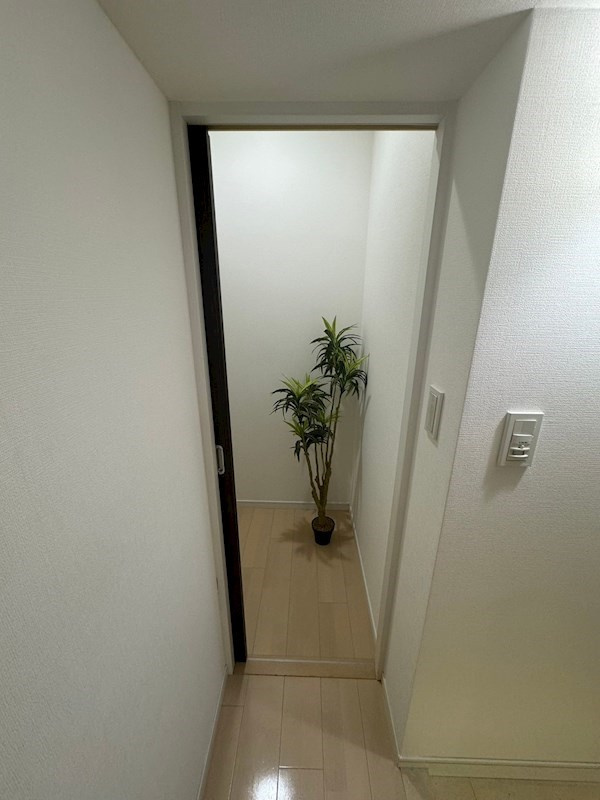 アーデン京町堀イーストの玄関