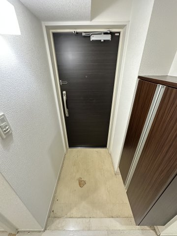 アーデン京町堀イーストの玄関