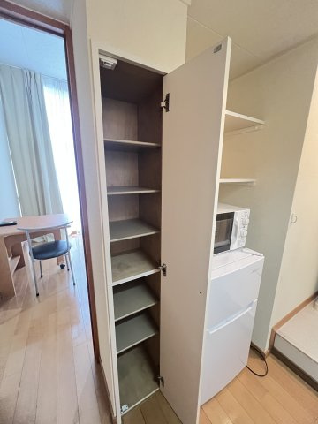 レオパレス北青木の収納