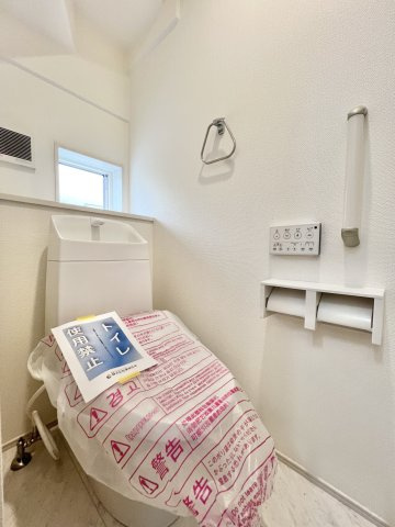 ブルーミングガーデン 米津町のトイレ|トイレは各階に備えられていますので、朝の慌ただしい時間でも混む心配はありませんよ！