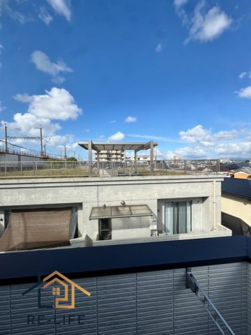 福岡市南区高木２丁目のアパートのバルコニー