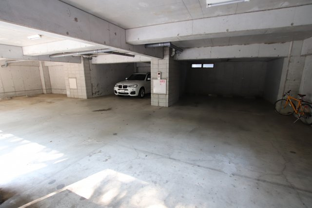 【駐車場】 | ラフィーネ深井清水
