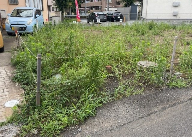 【外観】 | 販売されている全ての土地が、宅地用の土地であるとは限りません。都市計画法に基づき、基本的に住宅を建てることができるのは土地計画区であることに加え、市街化区域として定められている地域のみとなっています。