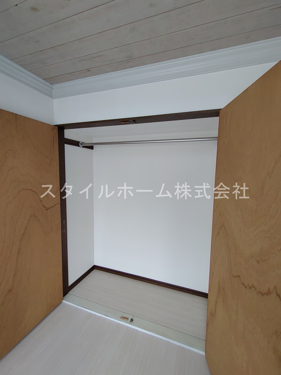 ウイングコート羽根井の収納|別部屋写真です。